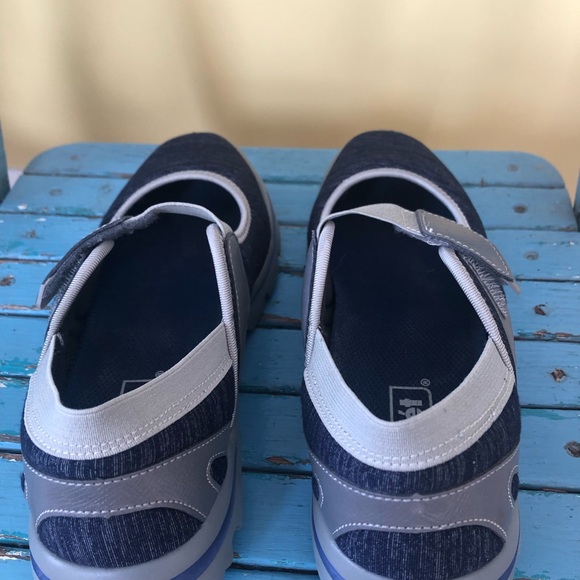 Propet Deep blue and Gray Comfort Walking Shoes - Picture 4 of 8